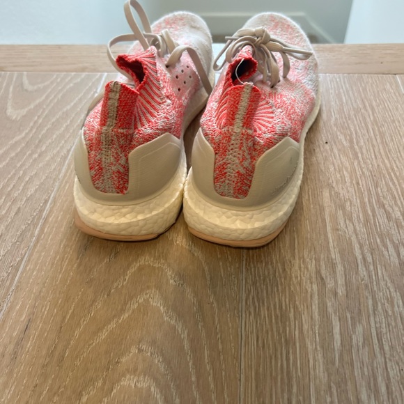 Women’s adidas ultra boost uncaged 9.5 - Picture 4 of 6
